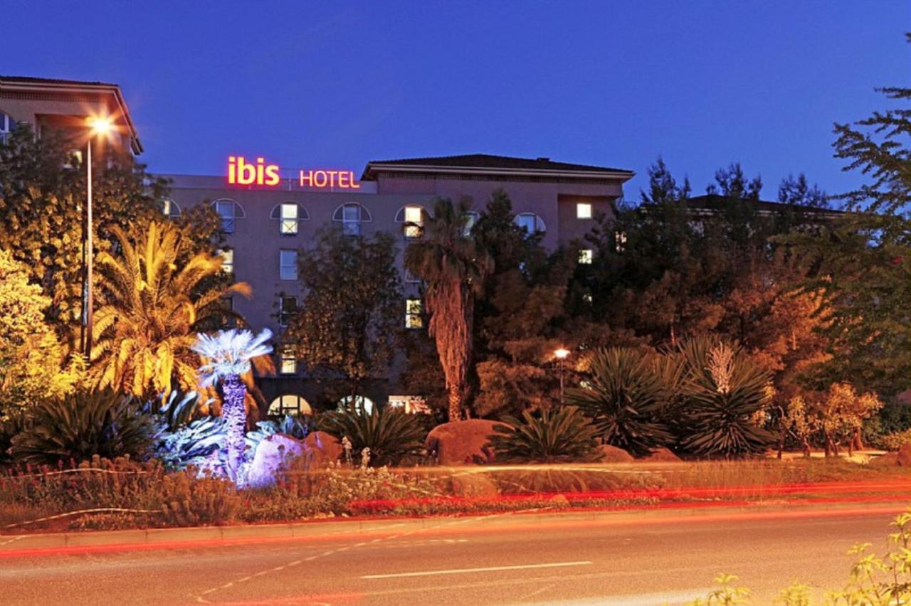 Ibis Centre Hotel 3*