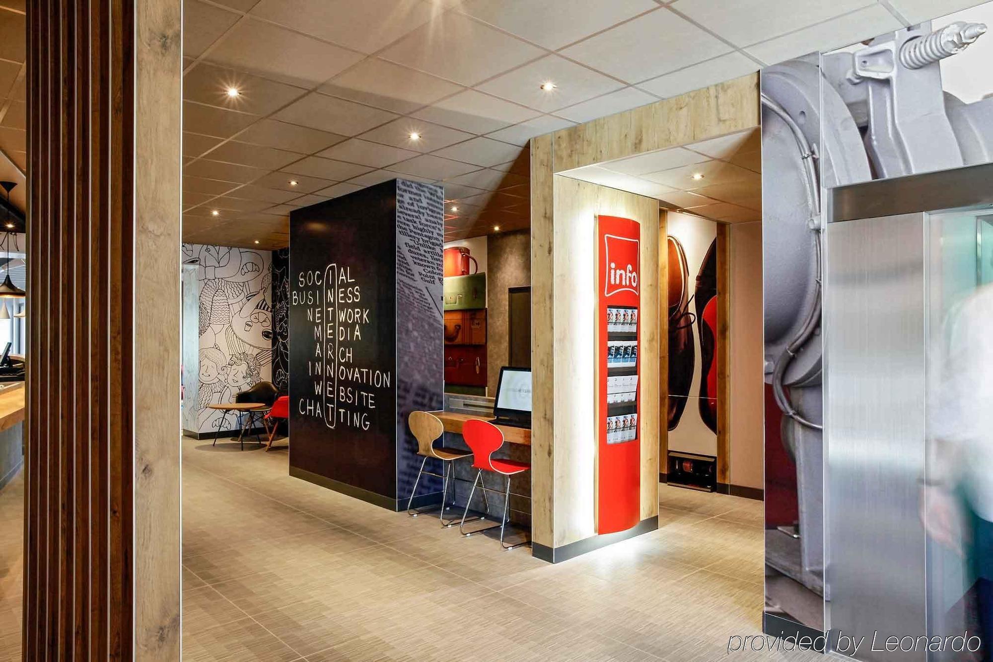 Ibis Centre Hotel 3*